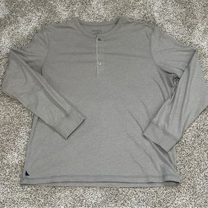 Untuckit. Gray Henley - XL
